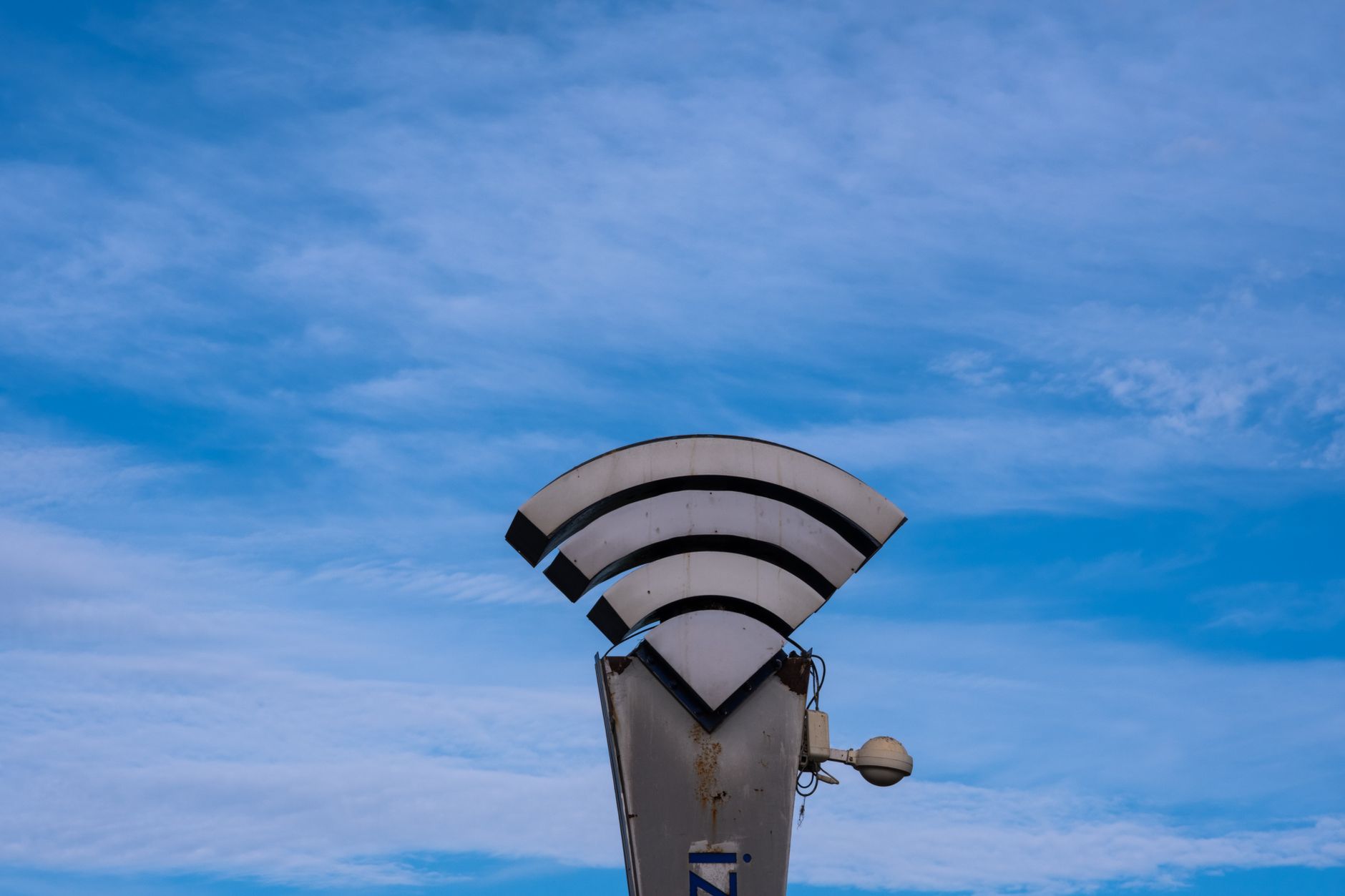 Почему NvoVPN не работает через WiFi в 2026 году?